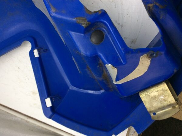 2006 Polaris belly pan - RH - Image 5