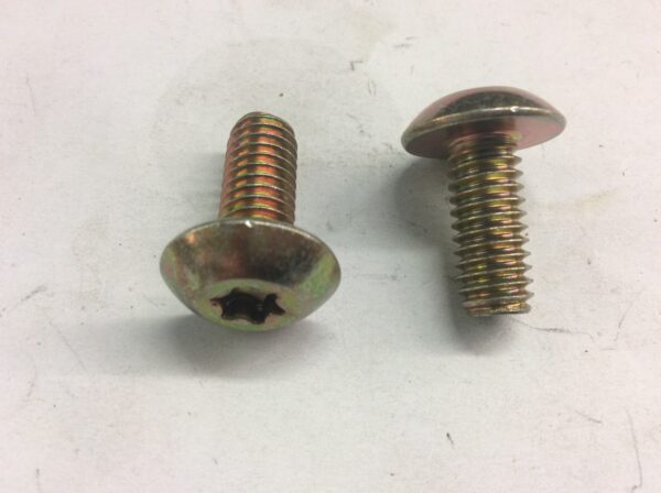 2000 Polaris Screw