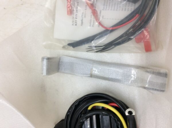 2008 Polaris RZR AUX BATTERY KIT - Image 3