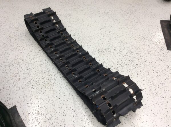 2013 Polaris 15x144x2" Track - Image 4