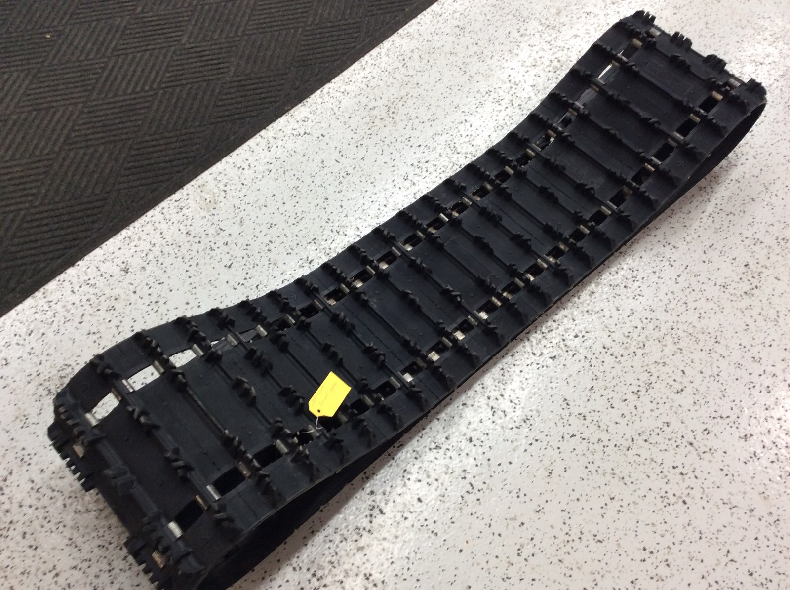 2017 Ski-Doo Track 15x137x1.25 - Image 5