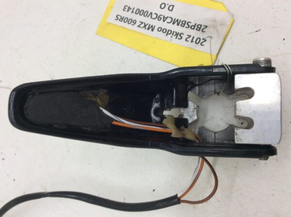 2012 Ski-Doo THROTTLE ASS. - Image 3