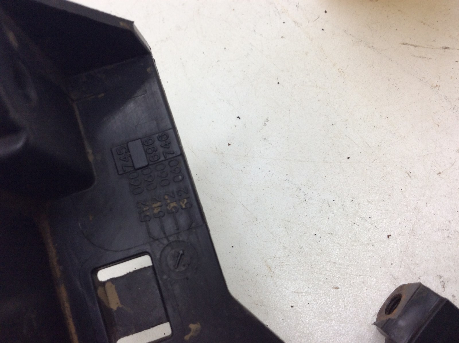 2012 Ski-Doo COIL SUPPORT - Image 2