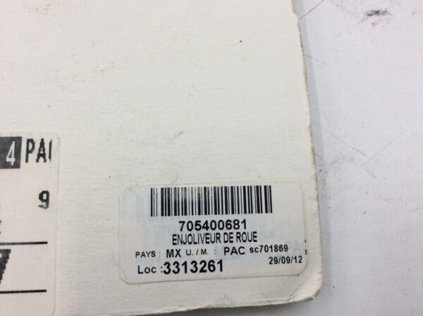 Can-Am Fin Wheel Moulding Yellow P/N 705400681 NOS 2010-12 Outlander - Image 2