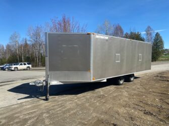 2006 Thule Destination 8.5'X20' Aluminum Enclosed Deck over Trailer