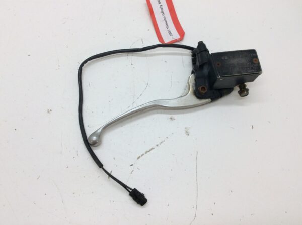 2005 Yamaha Master Cylinder Assembly W Lever - Image 2