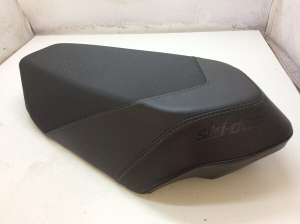 2023 Ski-Doo SUMMIT 850 TURBO EXPERT CUT SEAT