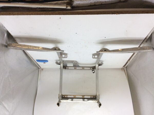 2009 Polaris RACK SUPPORT - Image 4