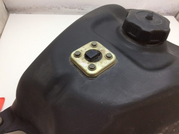 2005 Yamaha Fuel Tank - Image 4