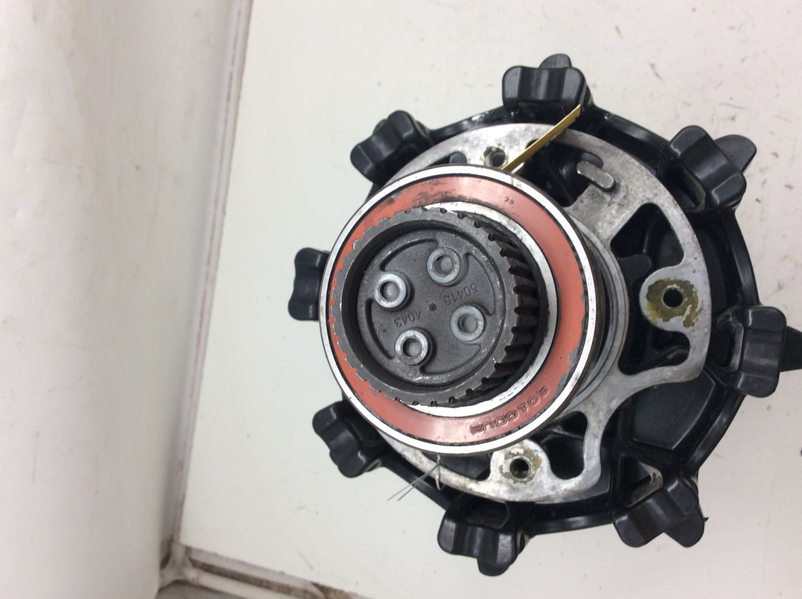 2024 Ski-Doo DRIVE AXLE MXZ X-RS 600R - Image 3