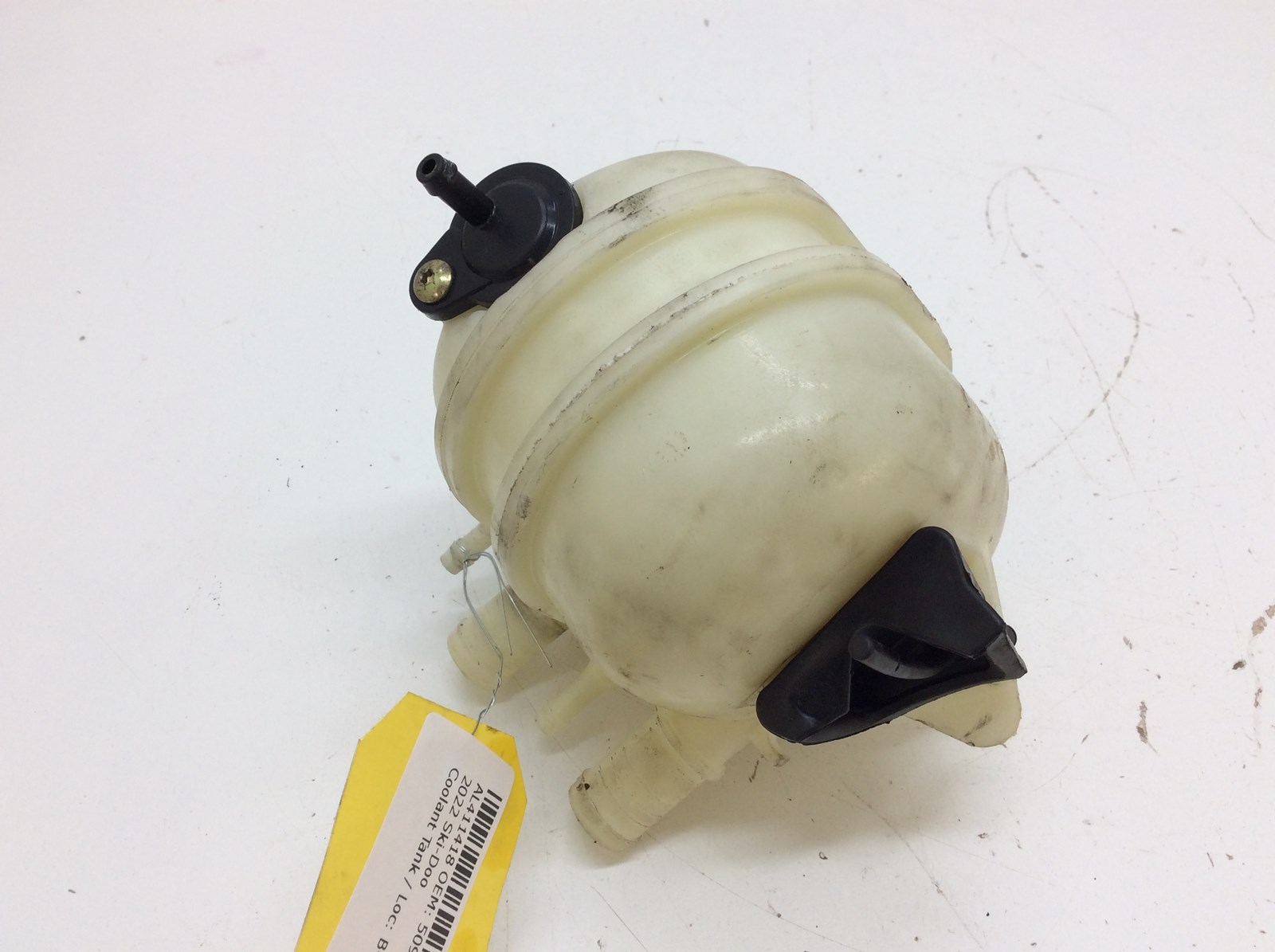 2022 Ski-Doo Coolant tank - Image 5