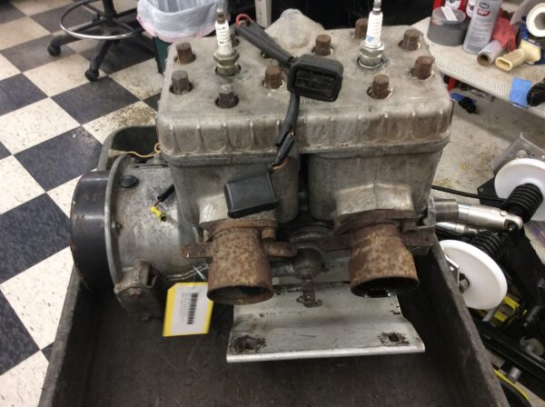 1981 Ski-Doo motor  good used motor turns over - Image 4