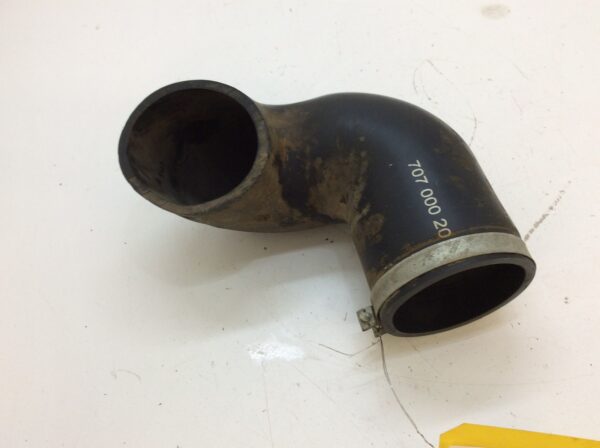2003 Can-Am Cooling outlet Duct - Image 3