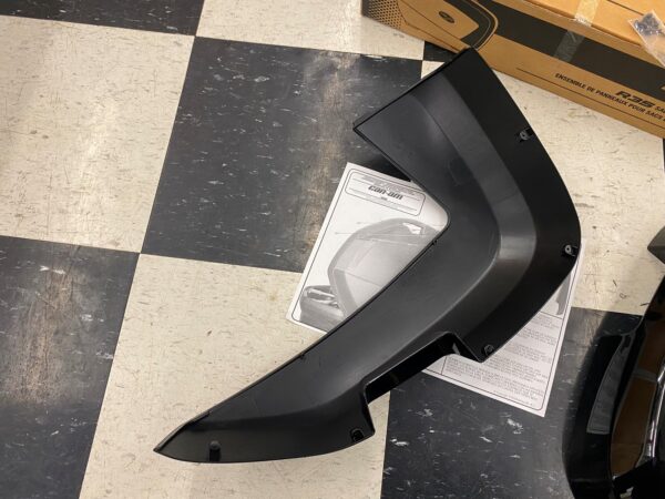 2013 Can-Am R-35 Saddlebag Panel Kit- Black - Image 5