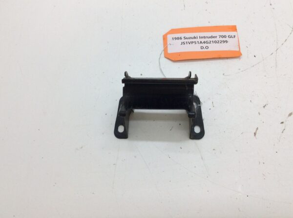 1986 Suzuki Front Fuel Tank Bracket - fits Intruder 700 GLF - Image 3