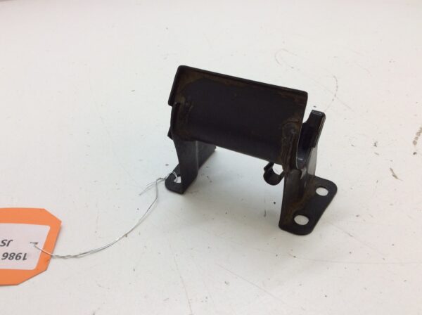 1986 Suzuki Front Fuel Tank Bracket - fits Intruder 700 GLF - Image 4