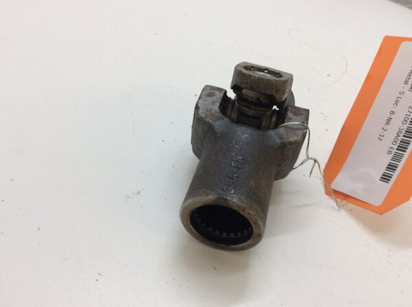 1986 Suzuki Universal Joint Yoke - fits Intruder 700GLF - Image 4