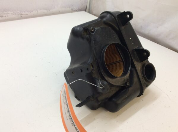 1986 Suzuki Air Filter Housing Rear - fits Intruder 700GLF - Image 2