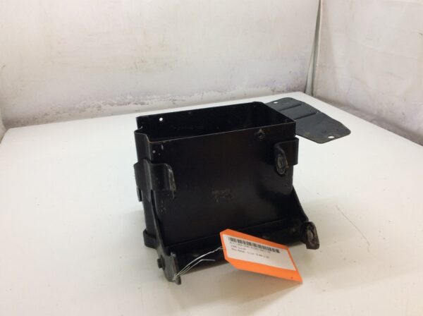 1986 Suzuki Battery Holder - fits Intruder 700GLF - Image 3