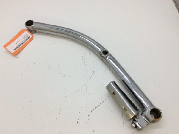 1986 Suzuki Right Grab Bar Fender Stay - fits Intruder 700GLF - Image 2
