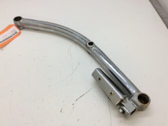 1986 Suzuki Right Grab Bar Fender Stay - fits Intruder 700GLF