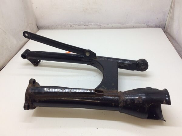 1986 Suzuki Rear Swing Arm - fits Intruder 700GLF - Image 2