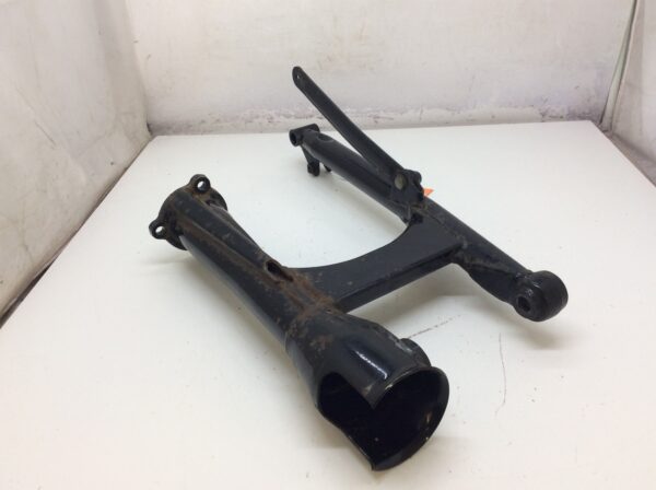 1986 Suzuki Rear Swing Arm - fits Intruder 700GLF - Image 3
