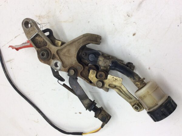 2005 Yamaha RR. MASTER CYLINDER - Image 4