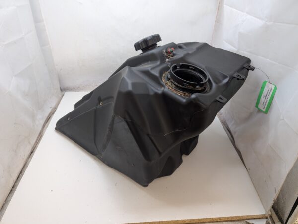 2007 Arctic Cat Gas Tank - Image 4