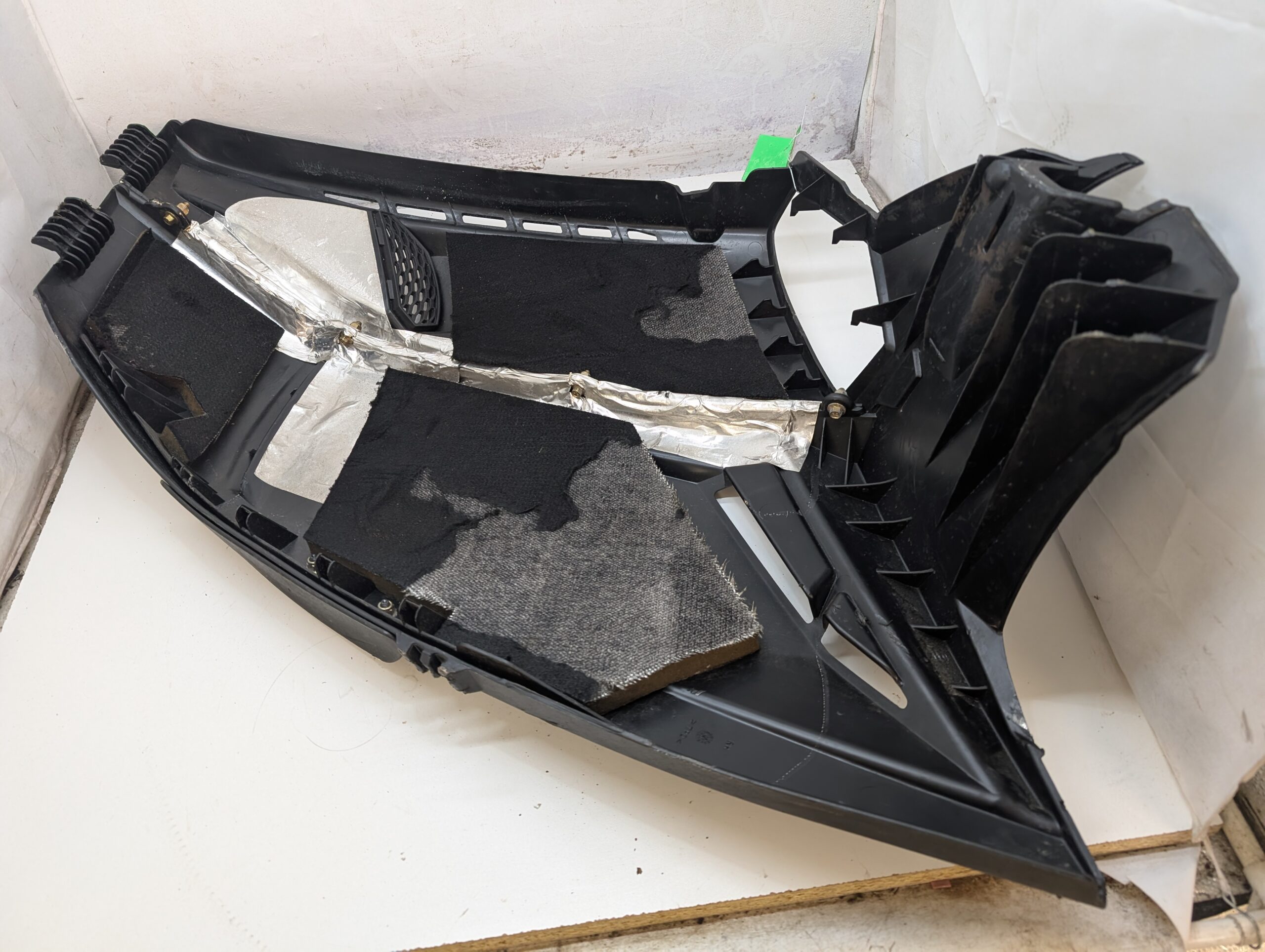 Right Side Panel - Image 6