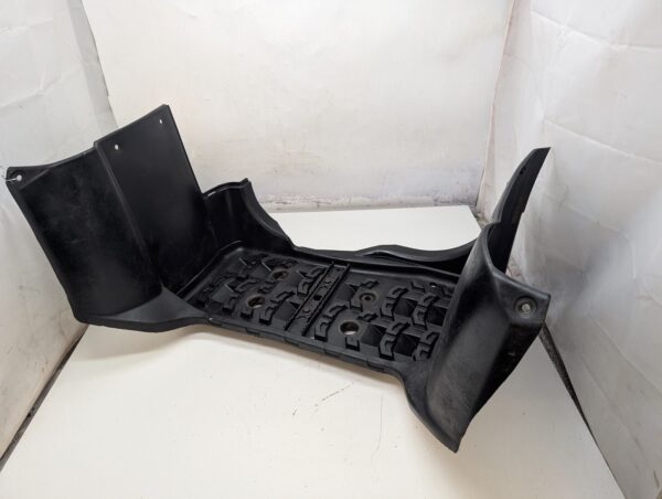 2005 Yamaha Cover 1