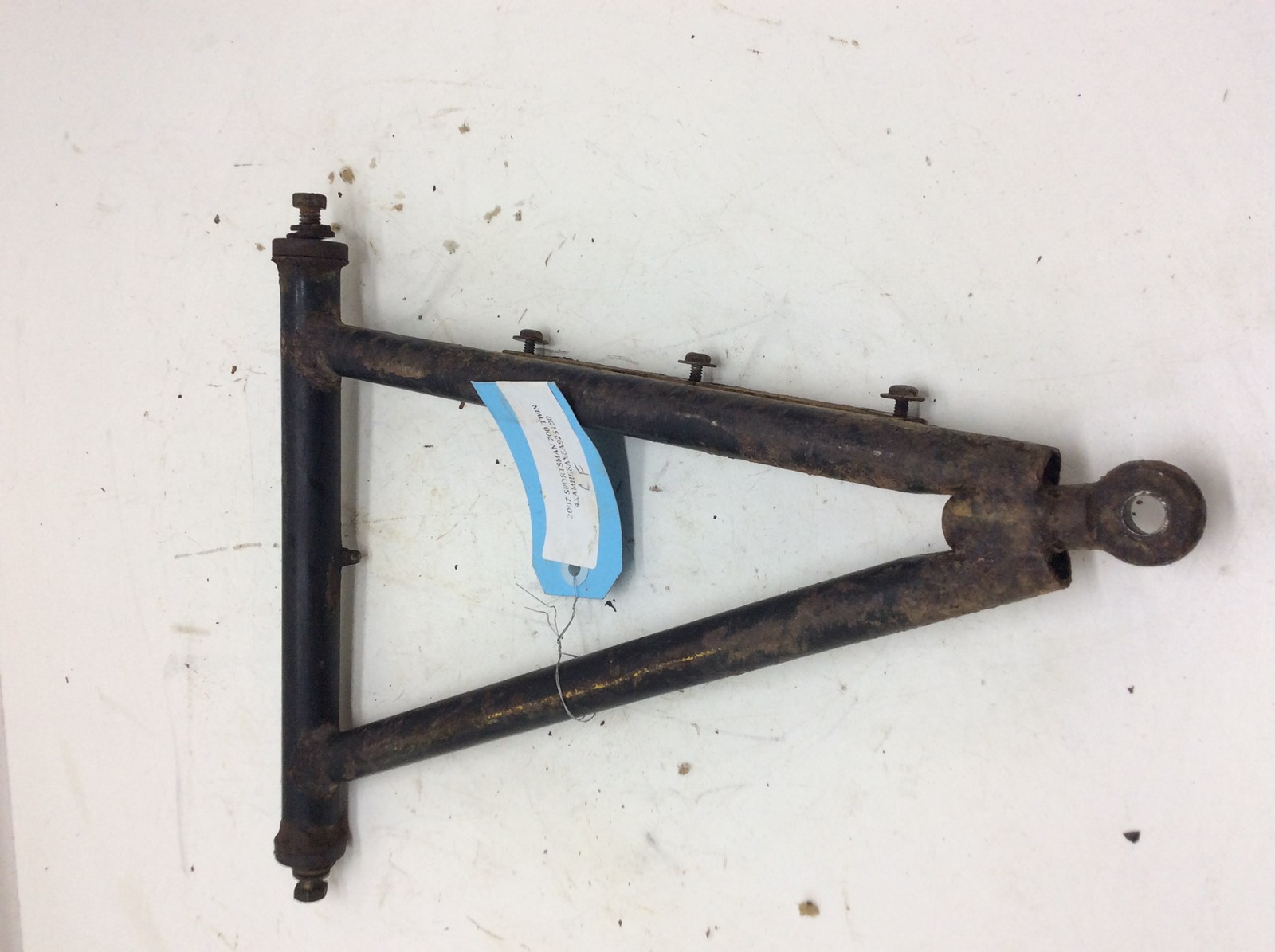 2005 Polaris LH A ARM KIT