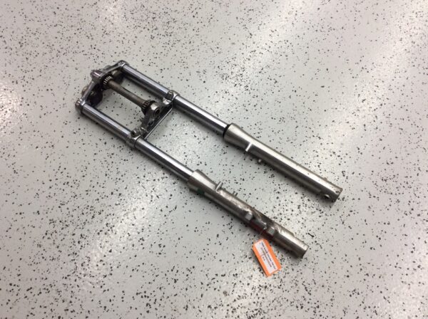 1986 Suzuki Front Fork Set - Image 2
