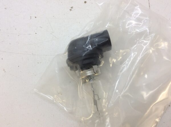 New Headlight Bulb - Image 4