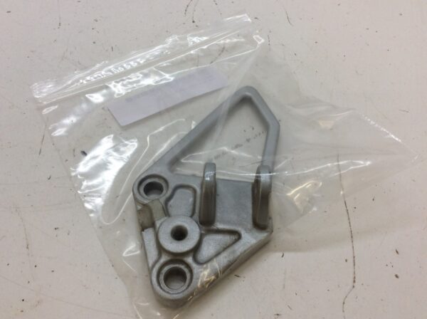 NEW STAY, STEP HOLDER, FRONT (LEFT) - Image 3