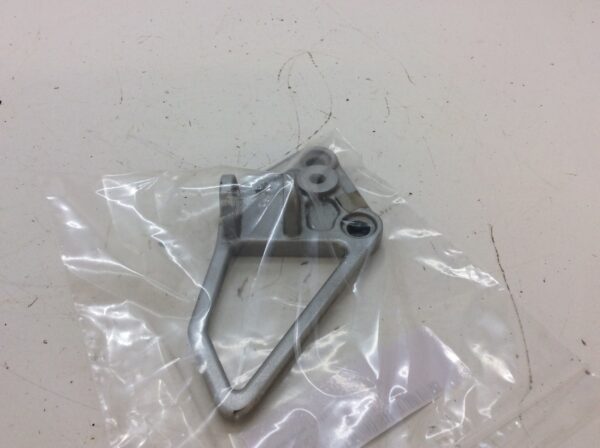 NEW STAY, STEP HOLDER, FRONT (LEFT) - Image 4