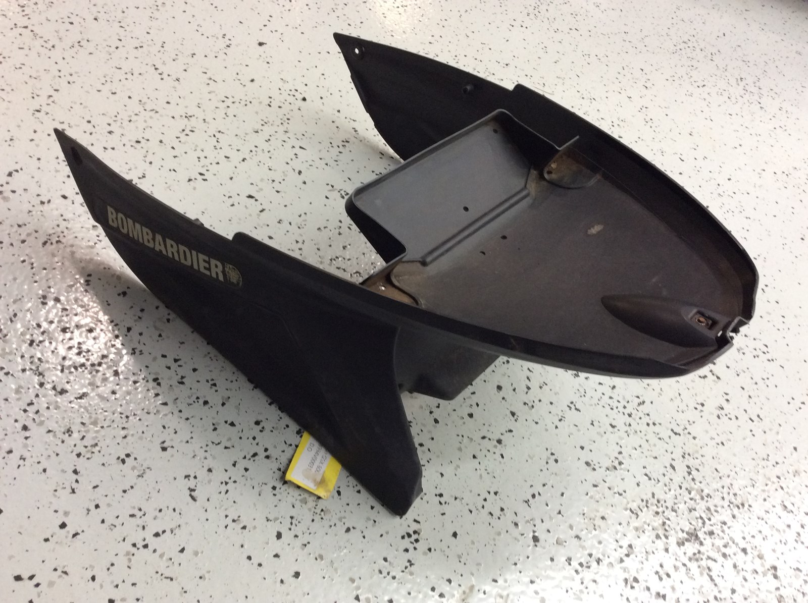 2004 Ski-Doo Trunk - Image 2