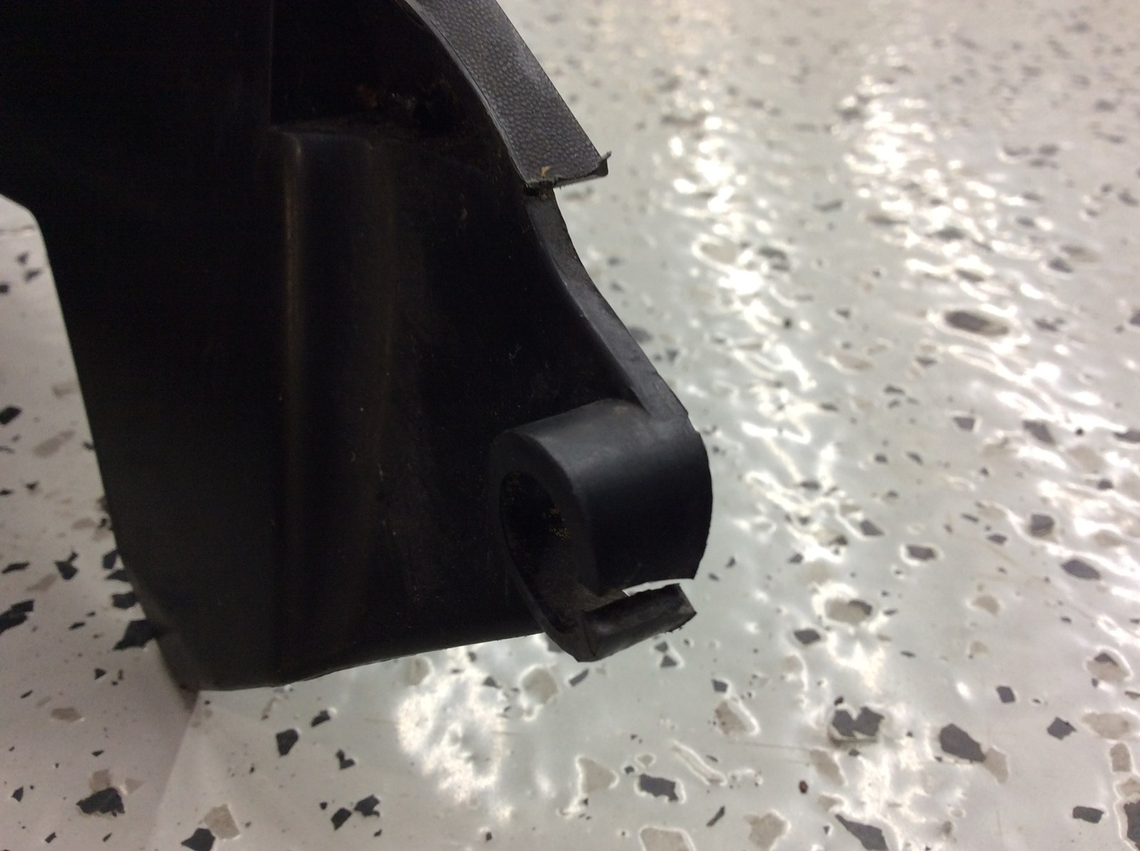 2004 Ski-Doo Trunk Cover - Image 4