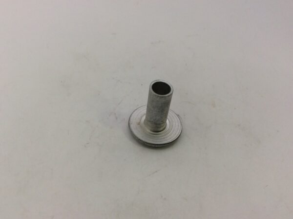 2006 Polaris Rivet/Retainer Assembly