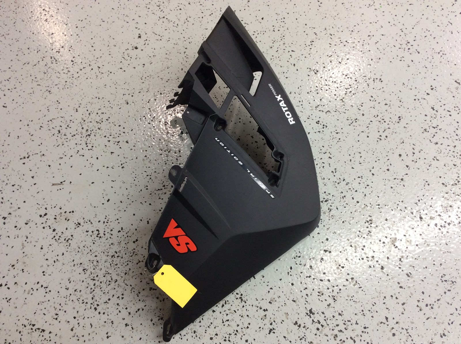 2010 Ski-Doo LH Lower Side Panel - Image 3