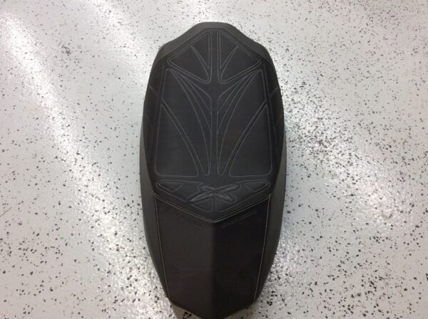 2010 Ski-Doo Seat - Image 3