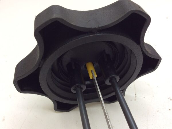 2001 Ski-Doo gas cap - Image 5