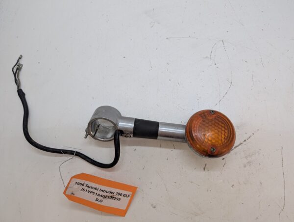 1986 Suzuki Front turn Signal - Intruder 700 GLF - Image 2