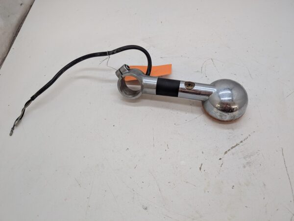 1986 Suzuki Front turn Signal - Intruder 700 GLF - Image 3