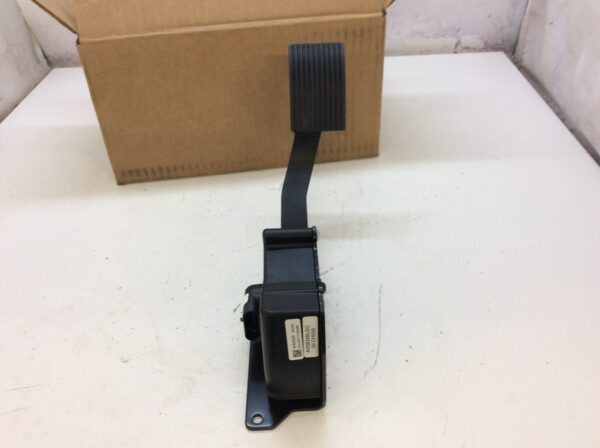 New Electronic Throttle Pedal - SEE COMMENTS - Image 3
