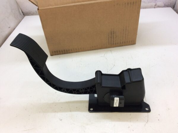 New Electronic Throttle Pedal - SEE COMMENTS - Image 4