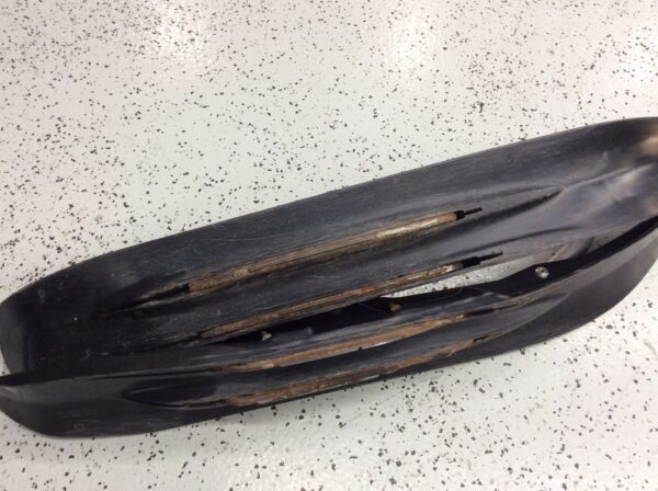 2011 Ski-Doo Plastic Skis (Pair LH&RH) - Image 5