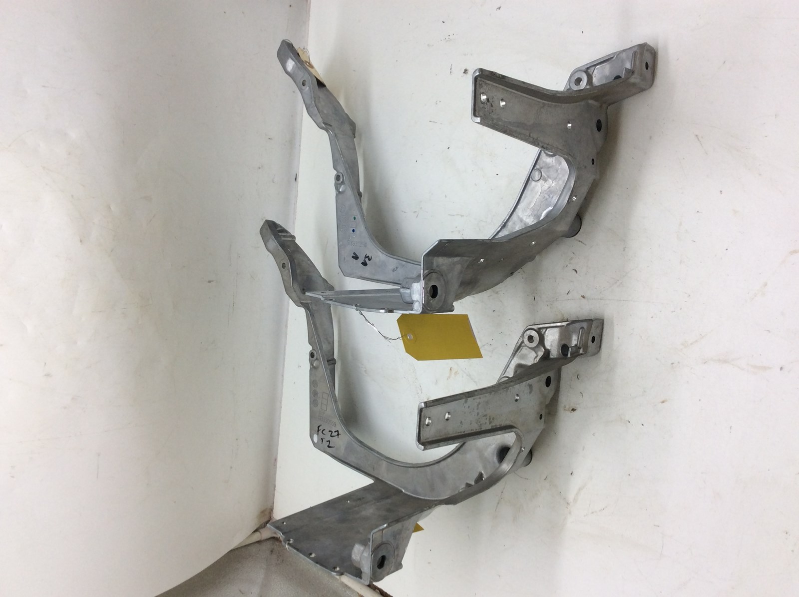 2023 Ski-Doo MEMBER ASSY - Image 2