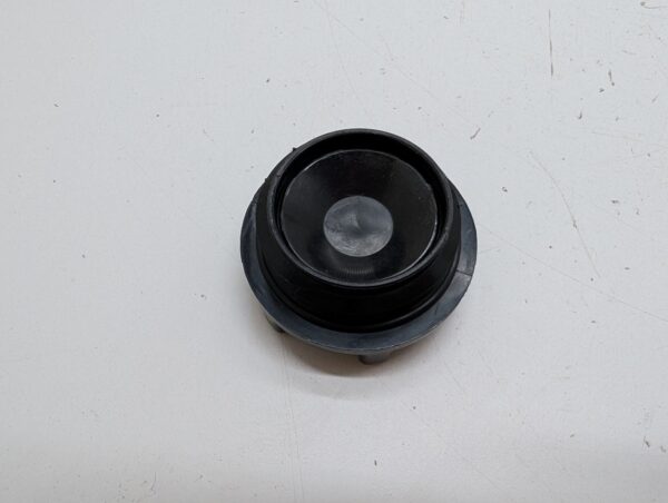 Oil Tank Cap - Image 4