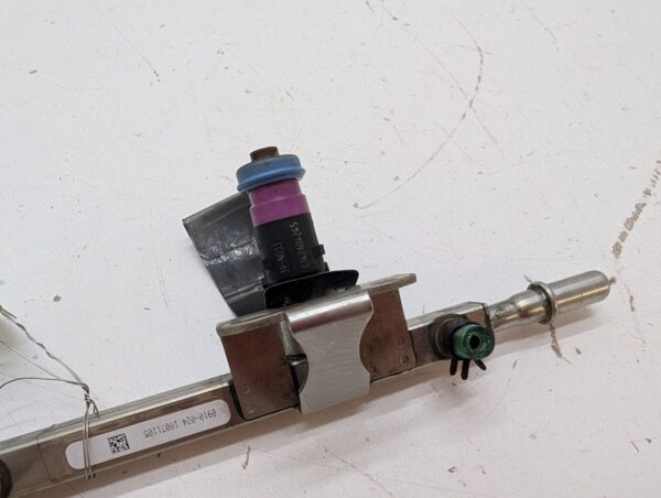 2019 Arctic Cat Fuel rail W/ Injectors - ZR 6000 RR ES - Image 3